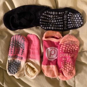 Tavi Pure Barre grip socks